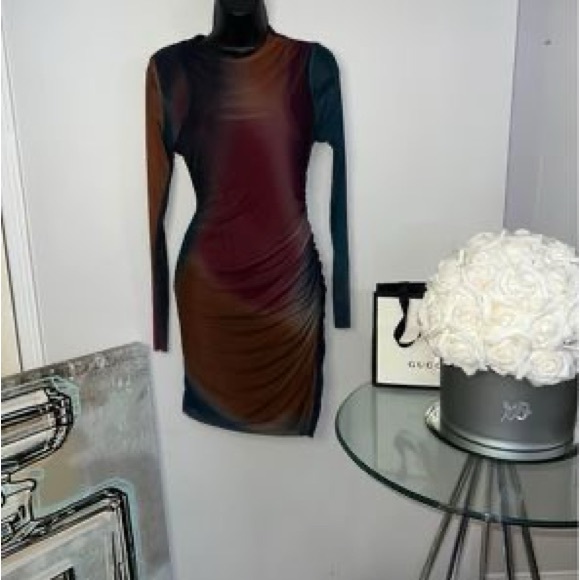 Zara tulle lined dress- size medium - Picture 2 of 4